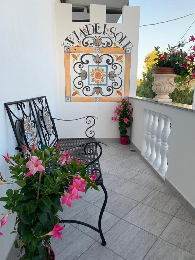 B&B Via Del Sole Vena Luaran gambar